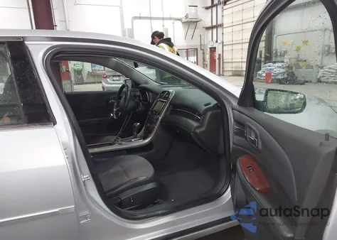 2013 Chevrolet Malibu Eco Premium Audio из США, поврежденный, VIN 1G11F5SR6DF136852